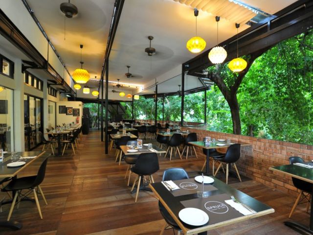 Enjoy a night of tranquility in this classy resto nestled beneath the leafy greenery in Phoenix Park