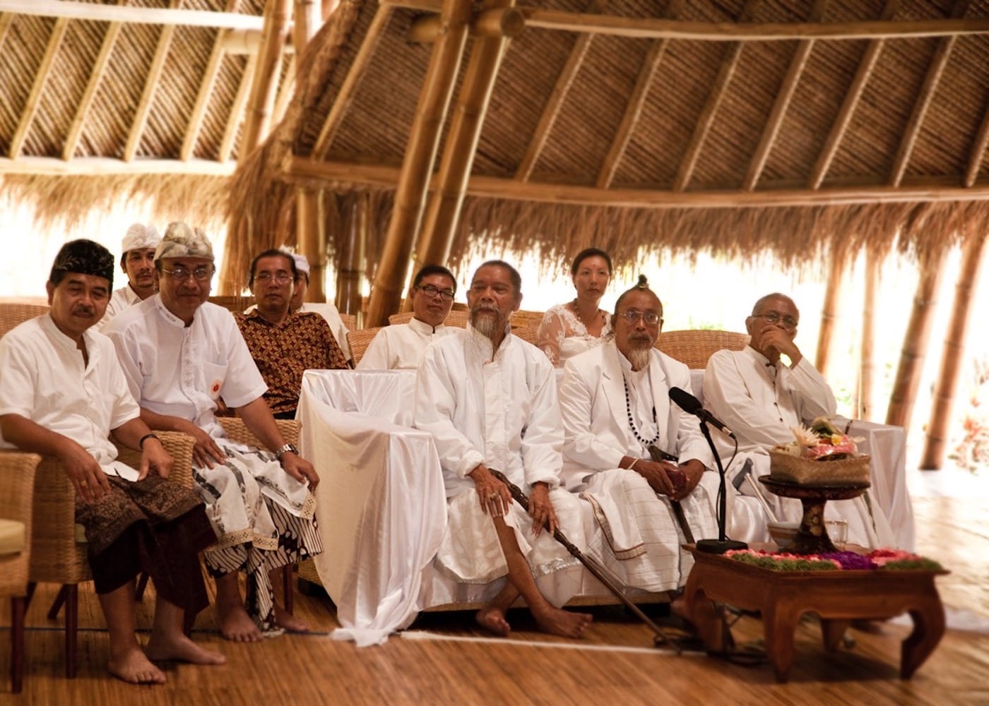 A day in the life of a Balinese High Priest - from morning meditations to ceremonies and healing rituals