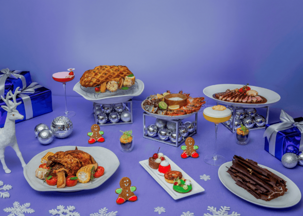Buffet served for Christmas brunch 2026 at Double Ikat Restaurant, Renaissance Bali Uluwatu Resort & Spa