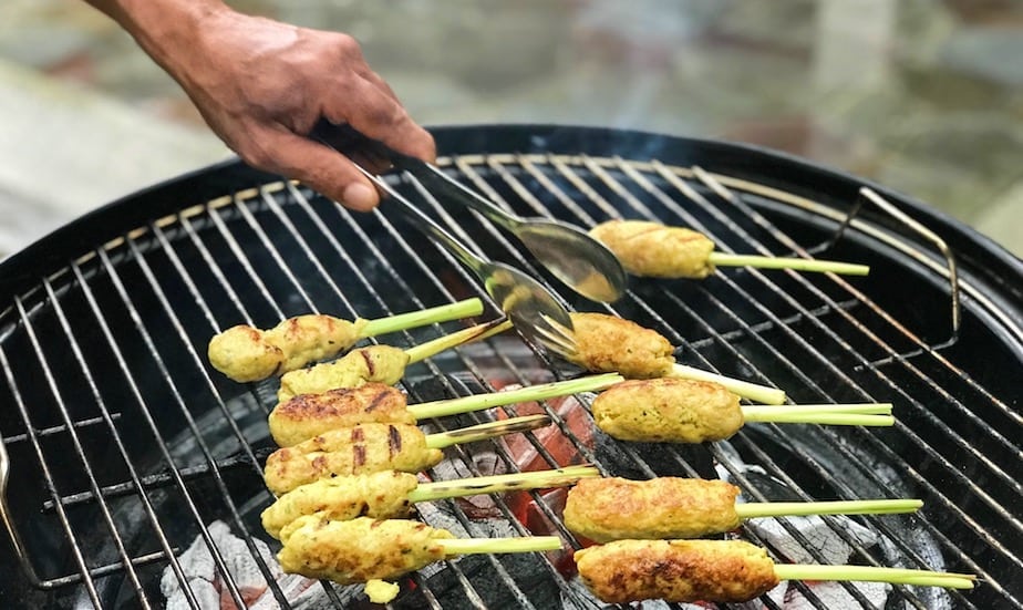 Learn how to make sate lilit at The Residence Bintan: pork and turmeric skewers on lemongrass.