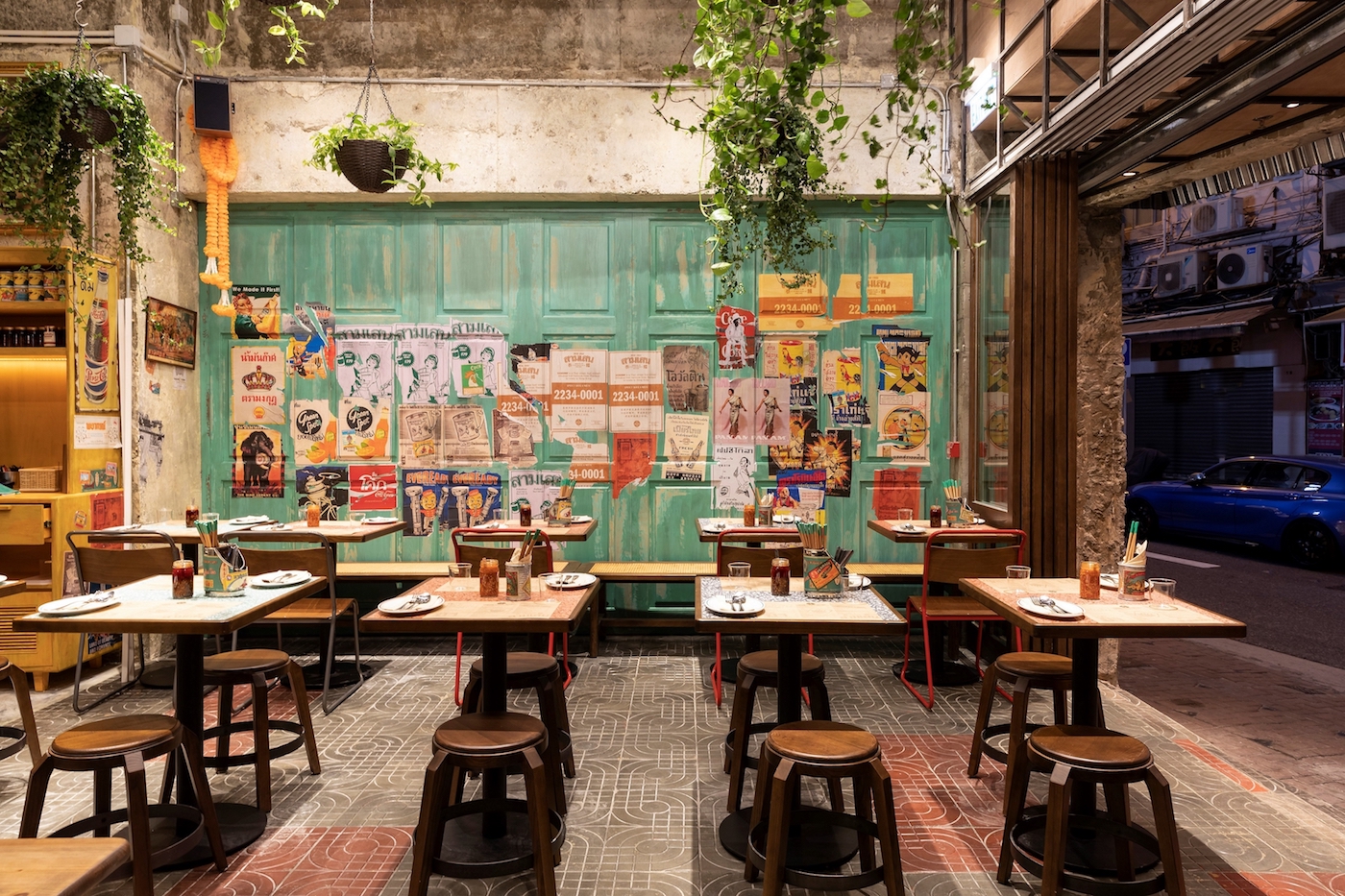 Interior of Samsen restaurant green wall