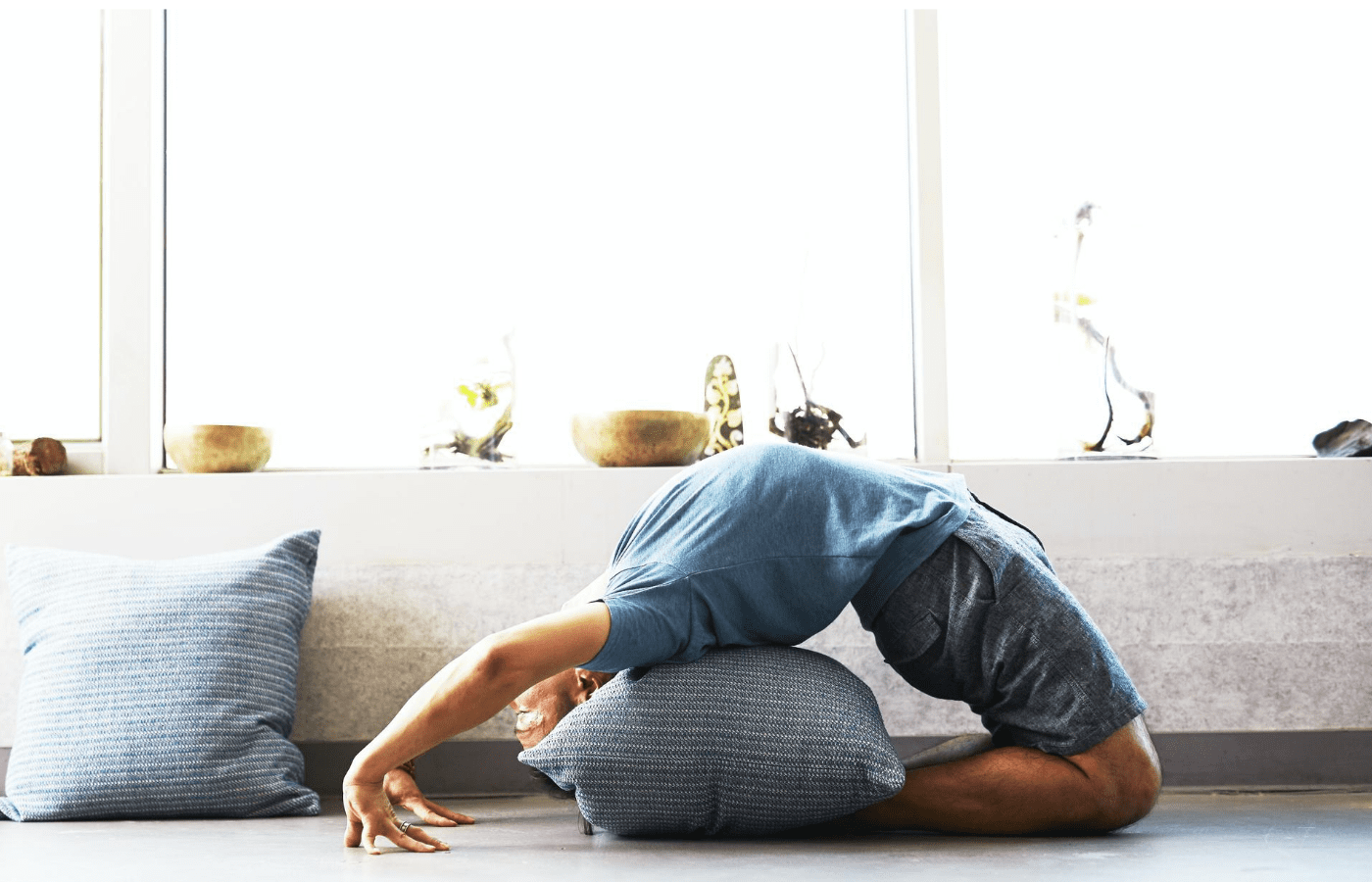 quarantine in Hong Kong person doing at yoga at home
