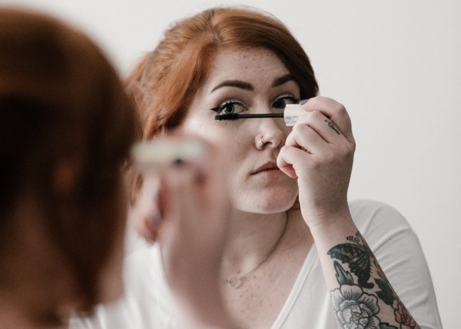 applying mascara