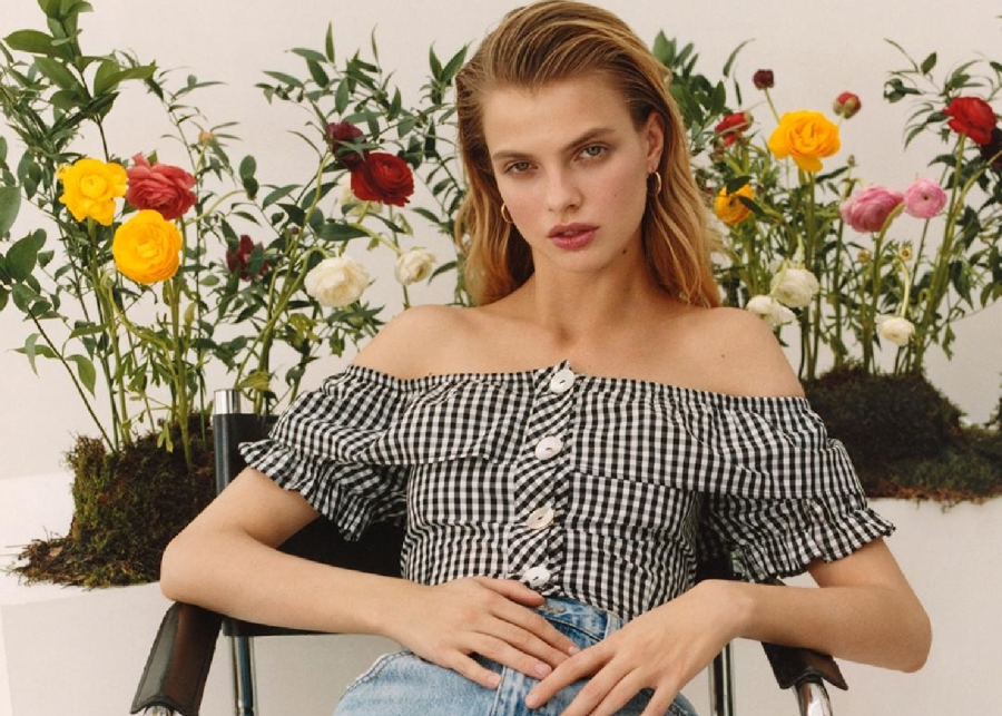 model wearing topshop clothing