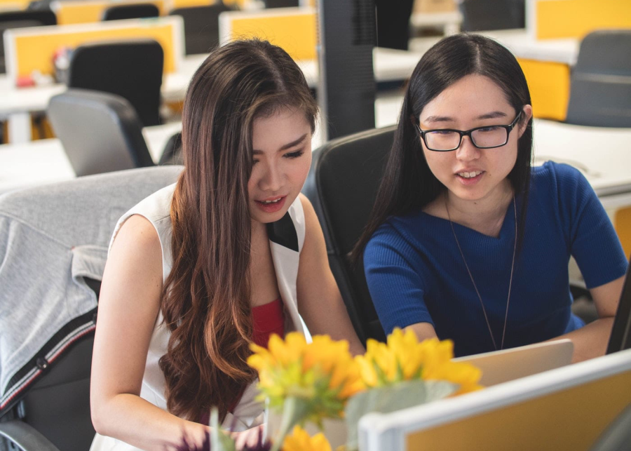 two women studying together
