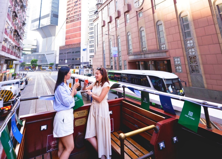 restaurant tram renaissance harbour view hotel hong kong