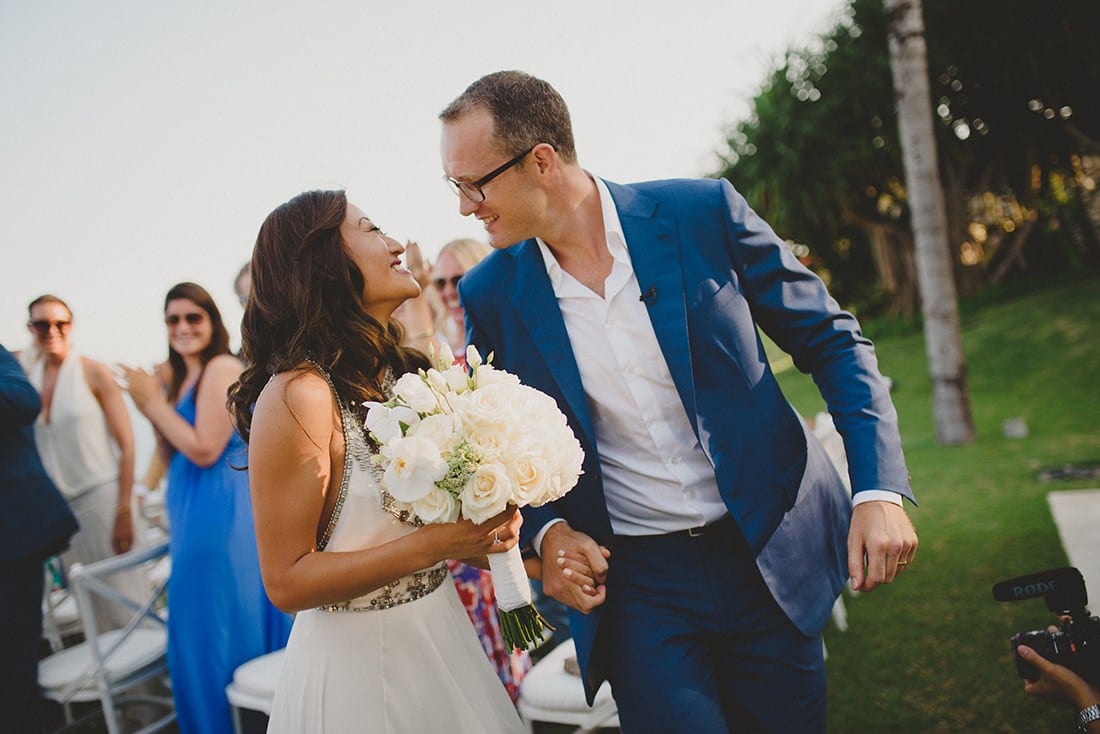 Real wedding: Julie and Toby's breezy, cliff-top villa wedding in Bali
