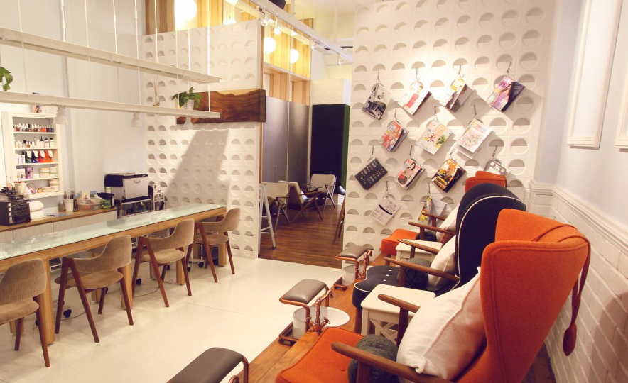Manicurious | Nail salons in Singapore: Where to go for bridal manicures and wedding pedicures