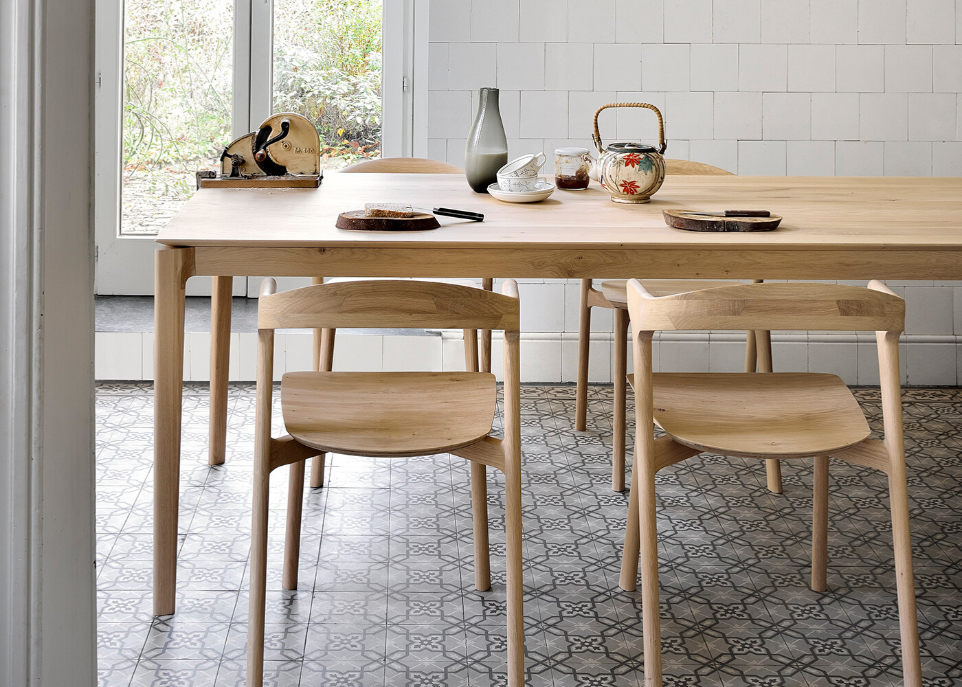 Online furniture stores in Singapore| Soul & Tables