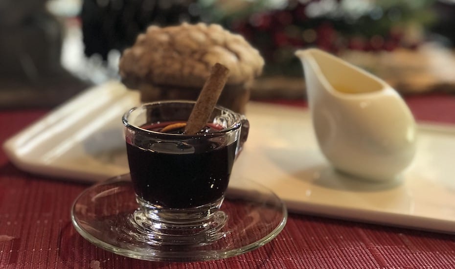 Best Christas buffets: mini mulled wines and panettone with passionfruit at Town at The Fullerton Hotel