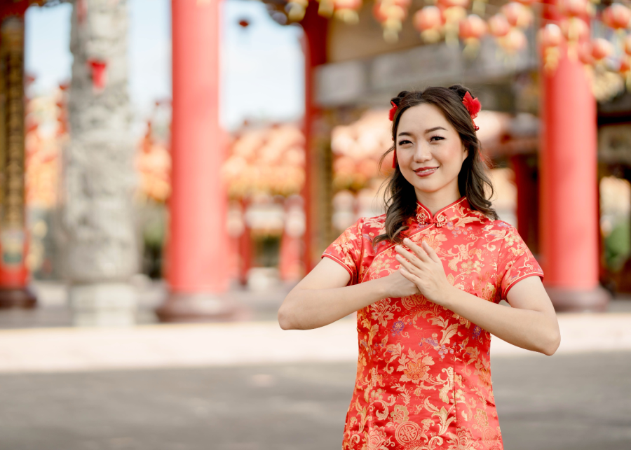 chinese new year traditions | woman wearing cheongsam