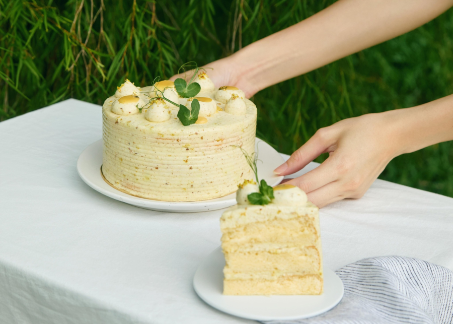 Fieldnotes-birthday-cake-singapore
