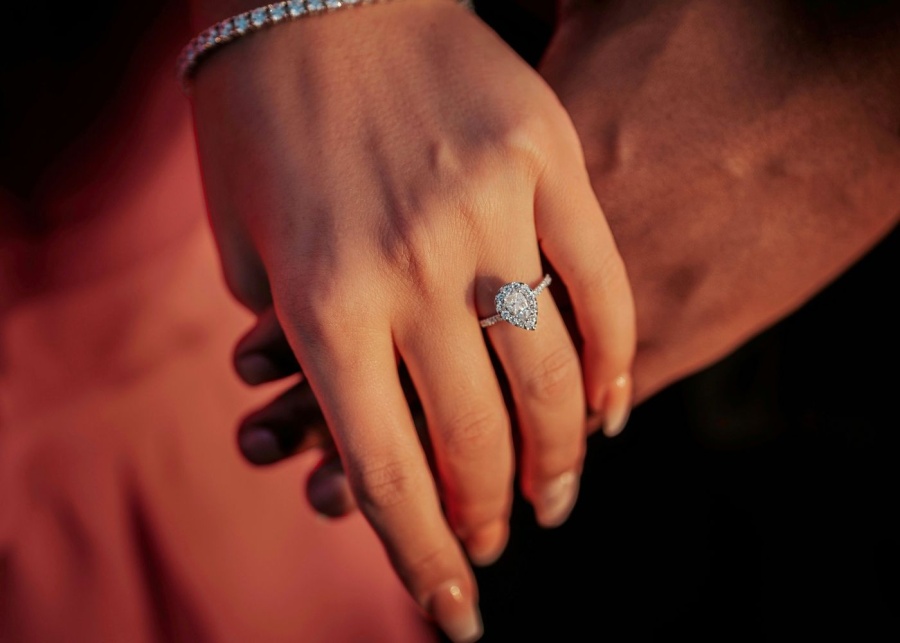 Best jewellers for diamond rings in Singapore: From natural to lab-grown diamonds