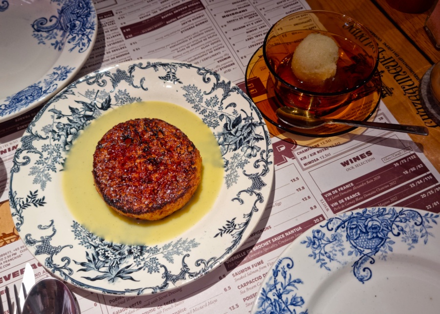 Bonjour Ma Cuisine's pain perdu kaya ou creme anglaise and trou nomad