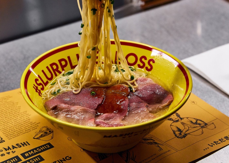 guoco-midtown-mashi-no-mashi-ultra-wagyu-ramen