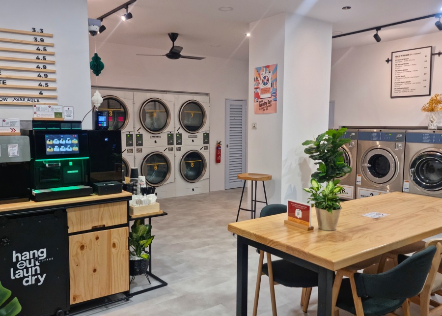 Hangout Laundry's interior | Cool laundromats in Singapore