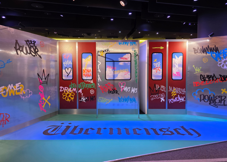 G-dragon exhibition singapore ubermensch graffiti